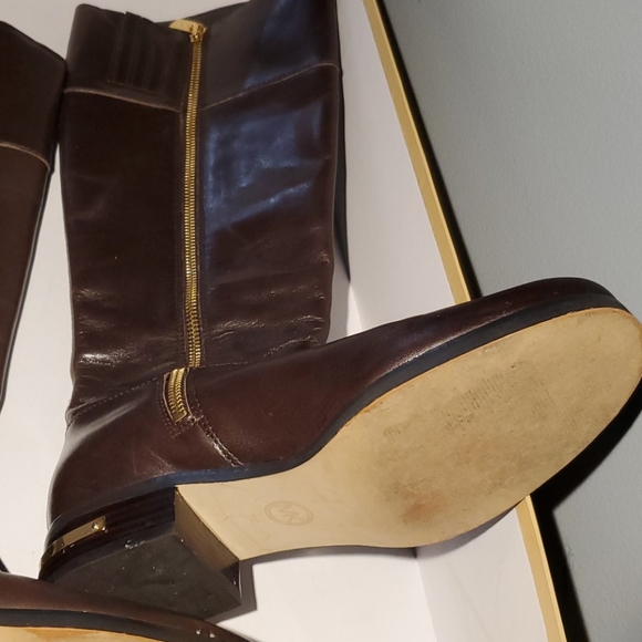 Michael Kors Leather Arley Boot - color: luggage - Picture 6 of 6